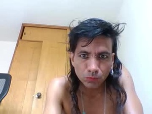 Screenshot from juanie69 webcams
