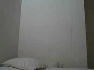 Screenshot from juanri460749 webcams