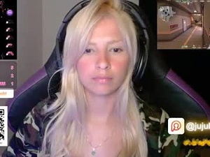 Screenshot from jujubinhahot webcams