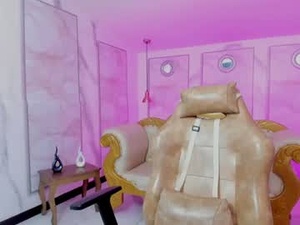 Screenshot from juli_pearce webcams