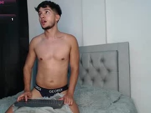 Screenshot from julian_taylor_ webcams