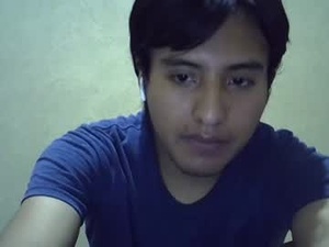 Screenshot from julianalvarez95 webcams