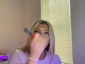 Screenshot from juliarainx webcams