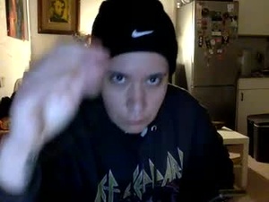 Screenshot from julien666xx webcams