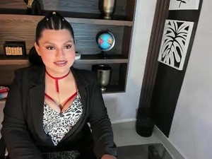 Screenshot from juliet_miller webcams