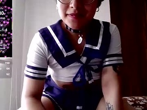 Screenshot from juliexxxxtasy webcams