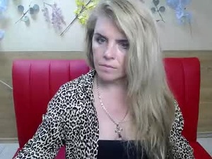 Screenshot from julya_barbi webcams