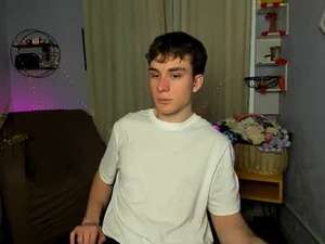 Screenshot from kael_rin webcams