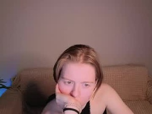 Screenshot from karen_mist webcams