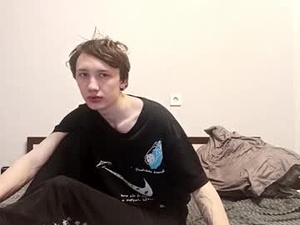 Screenshot from karina_michaell webcams