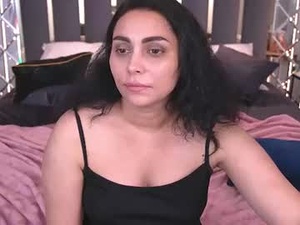 Screenshot from karinahayes_ webcams