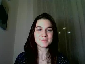 Screenshot from katie_foxi webcams