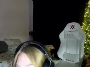 Screenshot from kayceefroehner webcams