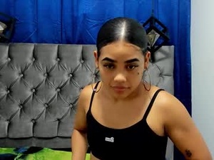 Screenshot from kelly_19_ webcams