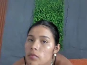 Screenshot from kelly_bernal webcams