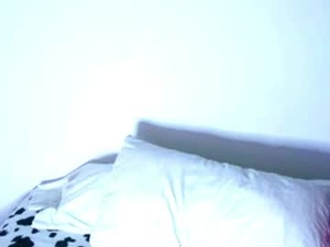 Screenshot from kenatovar777 webcams