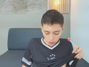 Screenshot from kenny_hank webcams