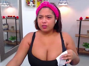 Screenshot from kenya_buhle webcams