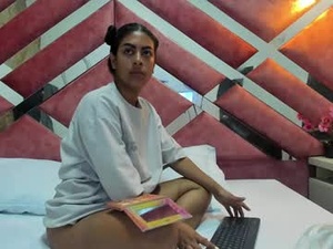 Screenshot from keylli_vega webcams