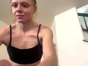 Screenshot from khloemariexox webcams