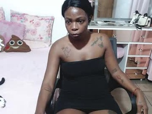Screenshot from kiara_kaneel_40 webcams