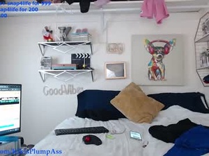 Screenshot from kikiplumpass webcams