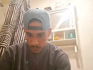 Screenshot from killemall34 webcams