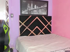 Screenshot from kimberly_ebonny webcams