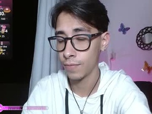 Screenshot from kingdanny_8 webcams