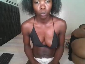 Screenshot from kinky_aria webcams