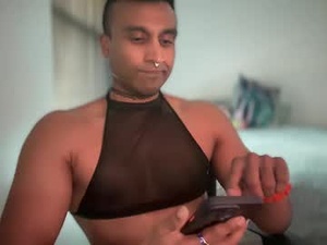 Screenshot from kinkyslutdee webcams