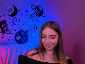 Screenshot from kira_so_shy webcams