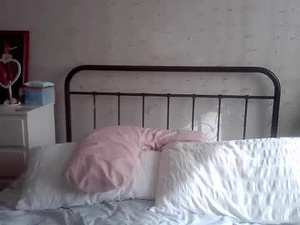 Screenshot from kirbythefae webcams