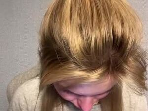 Screenshot from kiss_sofia_love webcams