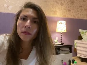 Screenshot from kissiriss888 webcams