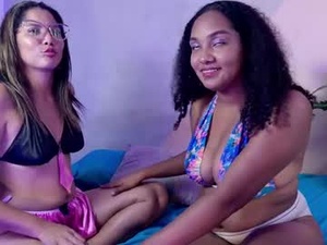Screenshot from kitty_rouse01 webcams