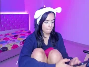 Screenshot from kitty_violet11 webcams