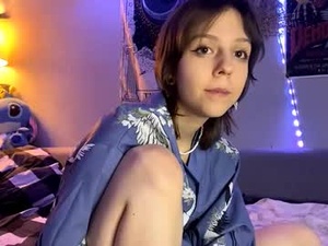 Screenshot from kizziequiroz webcams