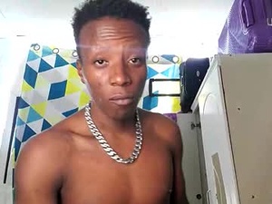 Screenshot from kmg_777 webcams