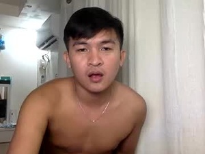 Screenshot from krezikeed webcams