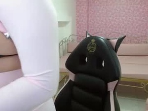 Screenshot from kristall_prince webcams