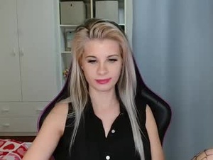 Screenshot from kristineamore webcams