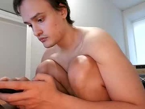Screenshot from krolik8 webcams