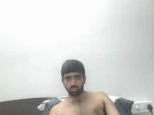 Screenshot from krut387864 webcams