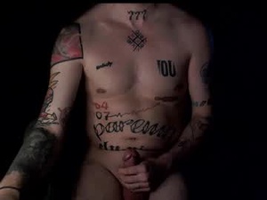 Screenshot from kyle_tattoo webcams