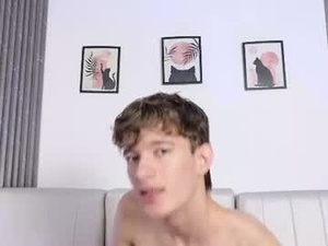 Screenshot from kylorx_xxx webcams