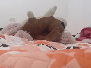 Screenshot from lady_bridgerton_ webcams