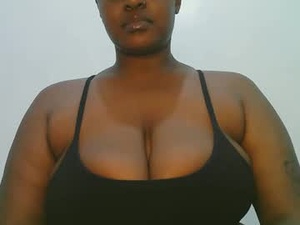 Screenshot from lady_dearra webcams