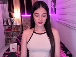 Screenshot from lady_moriseth webcams