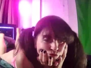 Screenshot from ladylux555 webcams